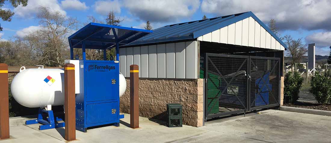 Bazzani Building Company completed garbage shed at Valero Gas Station in Windsor, CA